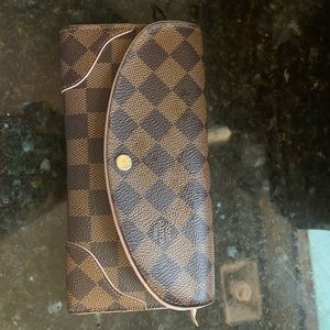 Louis Vuitton Wallet damier ebene pink interior